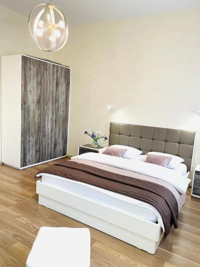 Apartment Жд Вокзал, Центр Λβιβ Εξωτερικό φωτογραφία